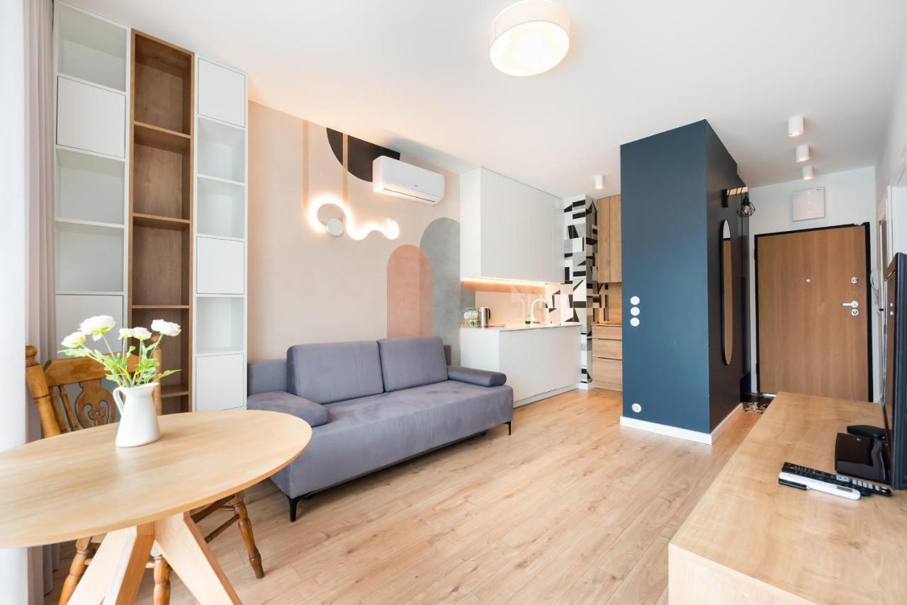 Postepu Comfort Apartment Warsaw Exterior photo